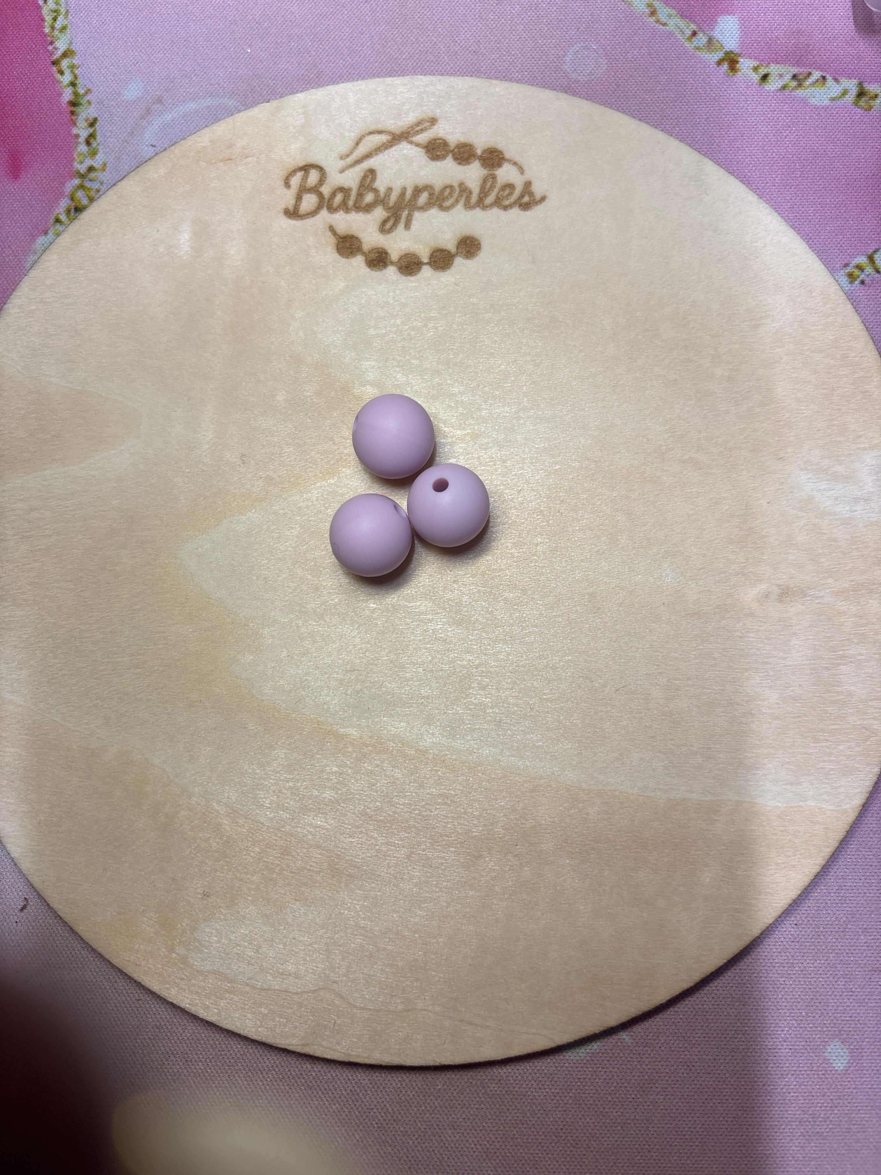 Perles ronde violet clair  12 mm