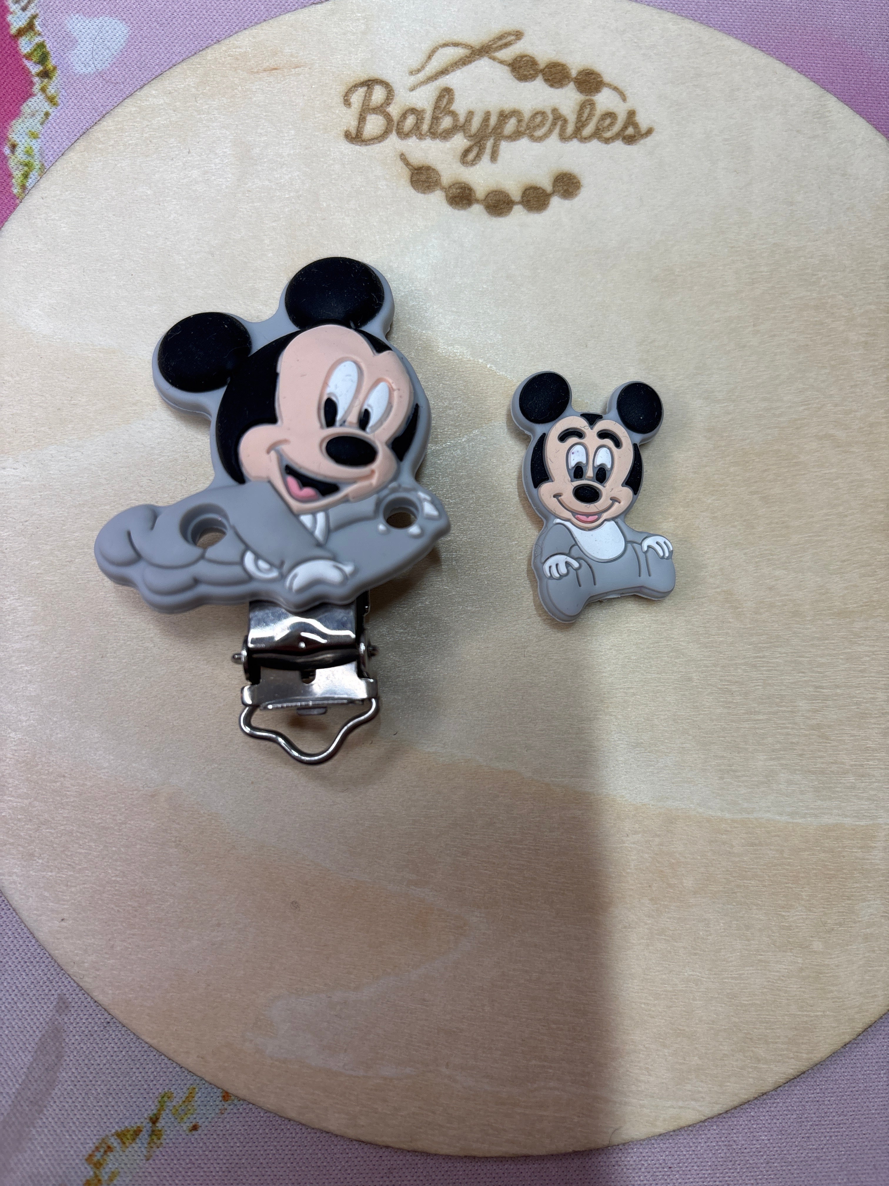 Mickey gris