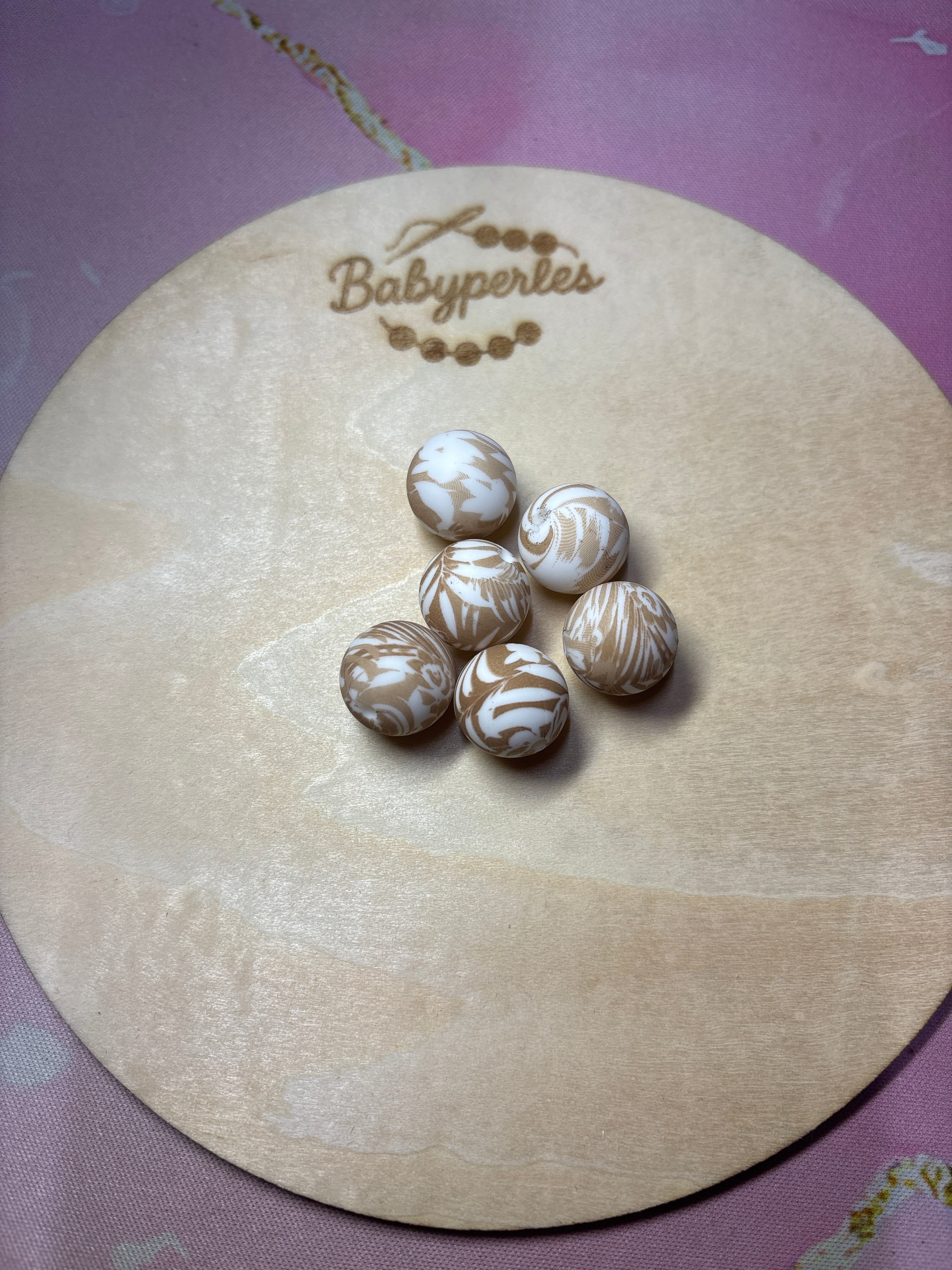 Perles rondes 15 mm feuillage akram
