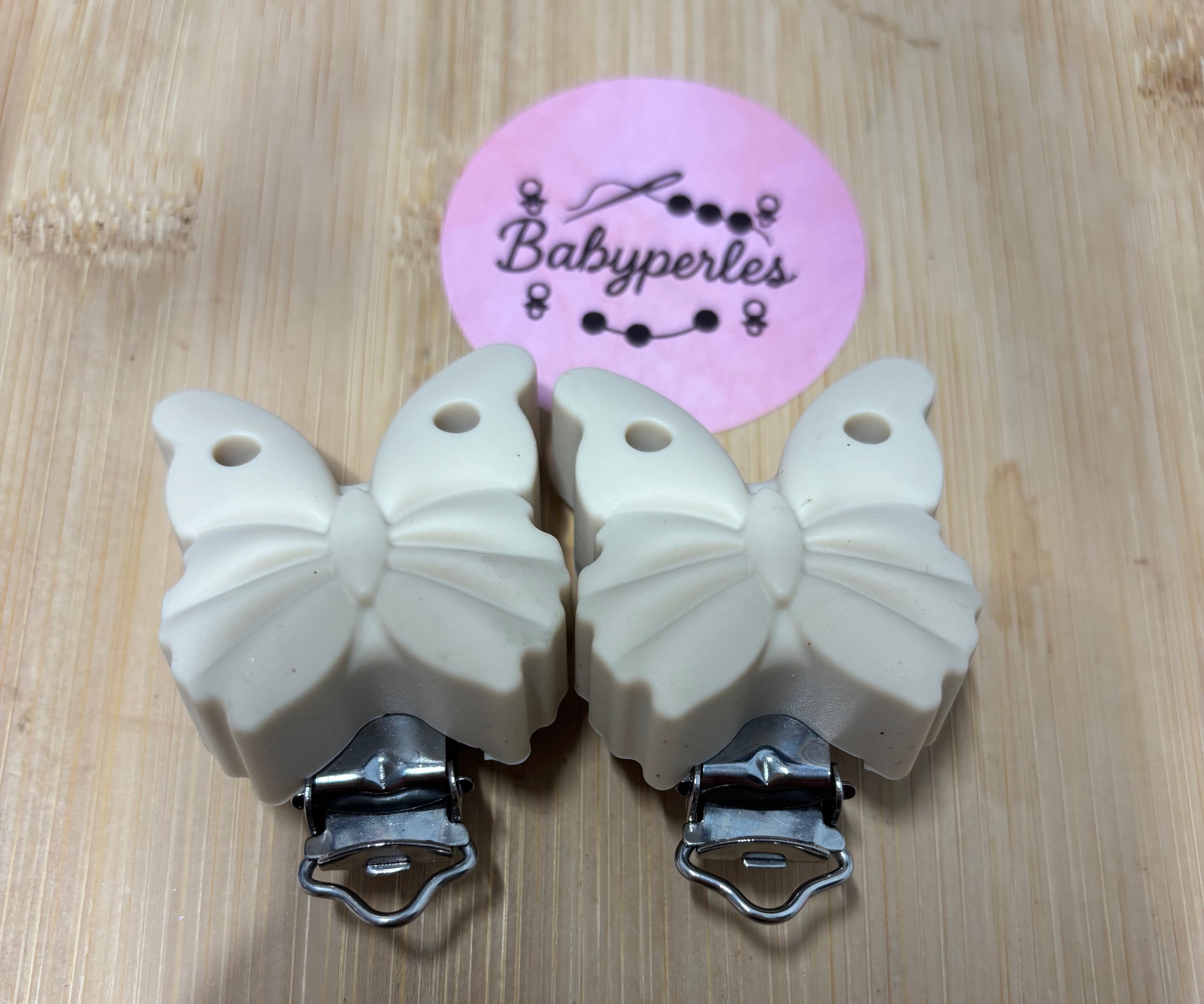 Clip papillon beige