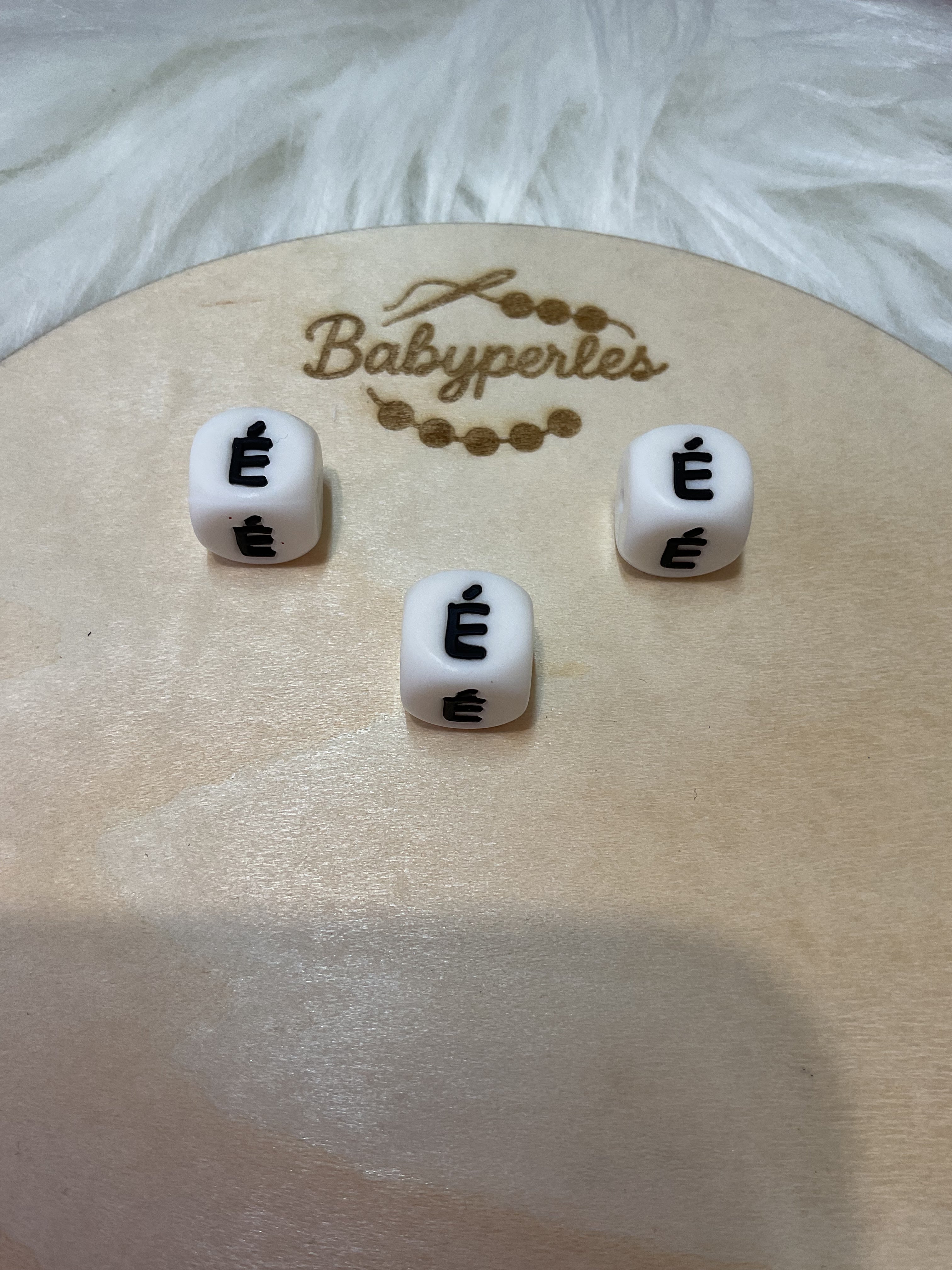 Lettres caractères spéciaux 12mm