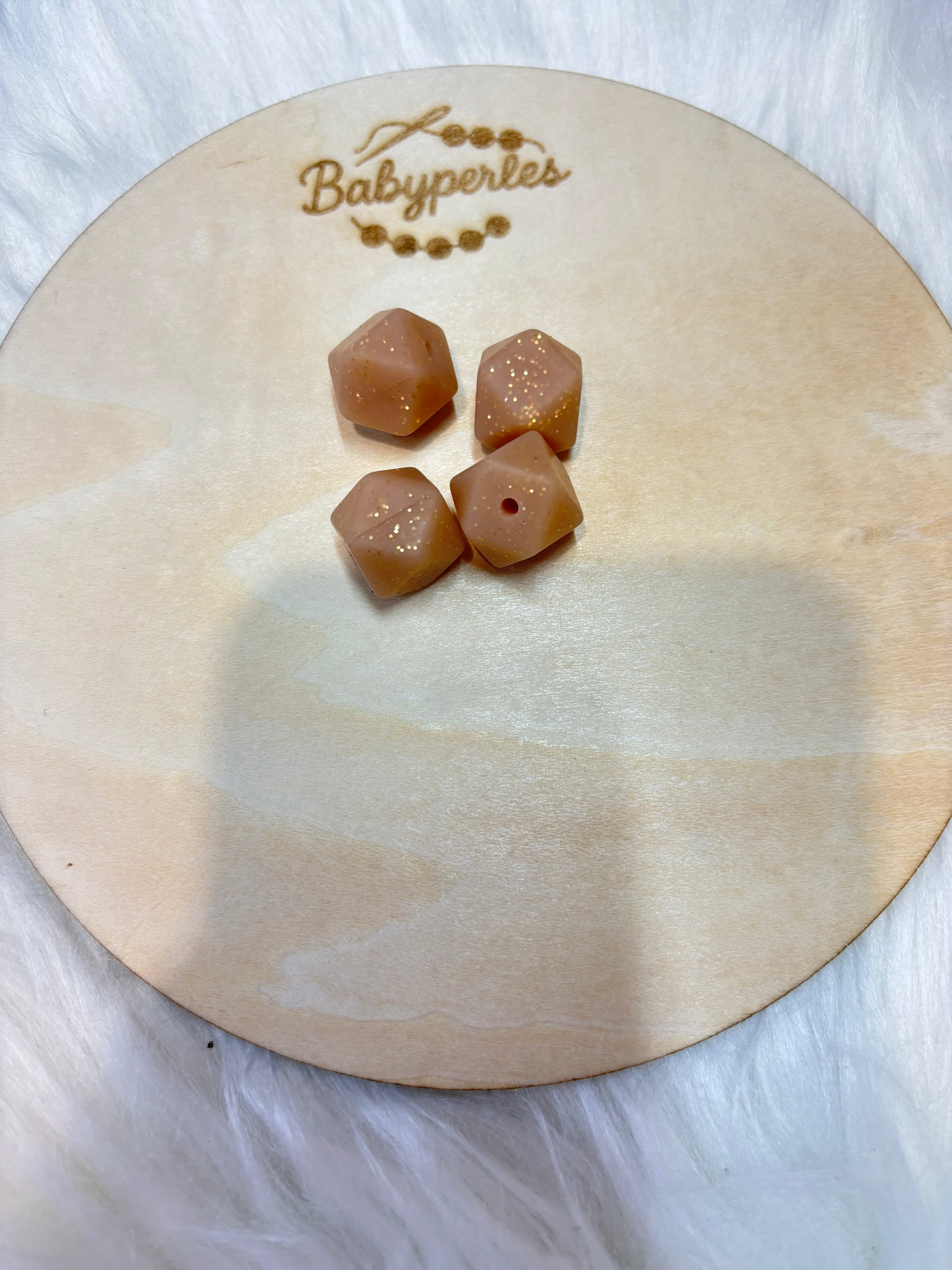 Perles hexagonales 14mm marron pailletée