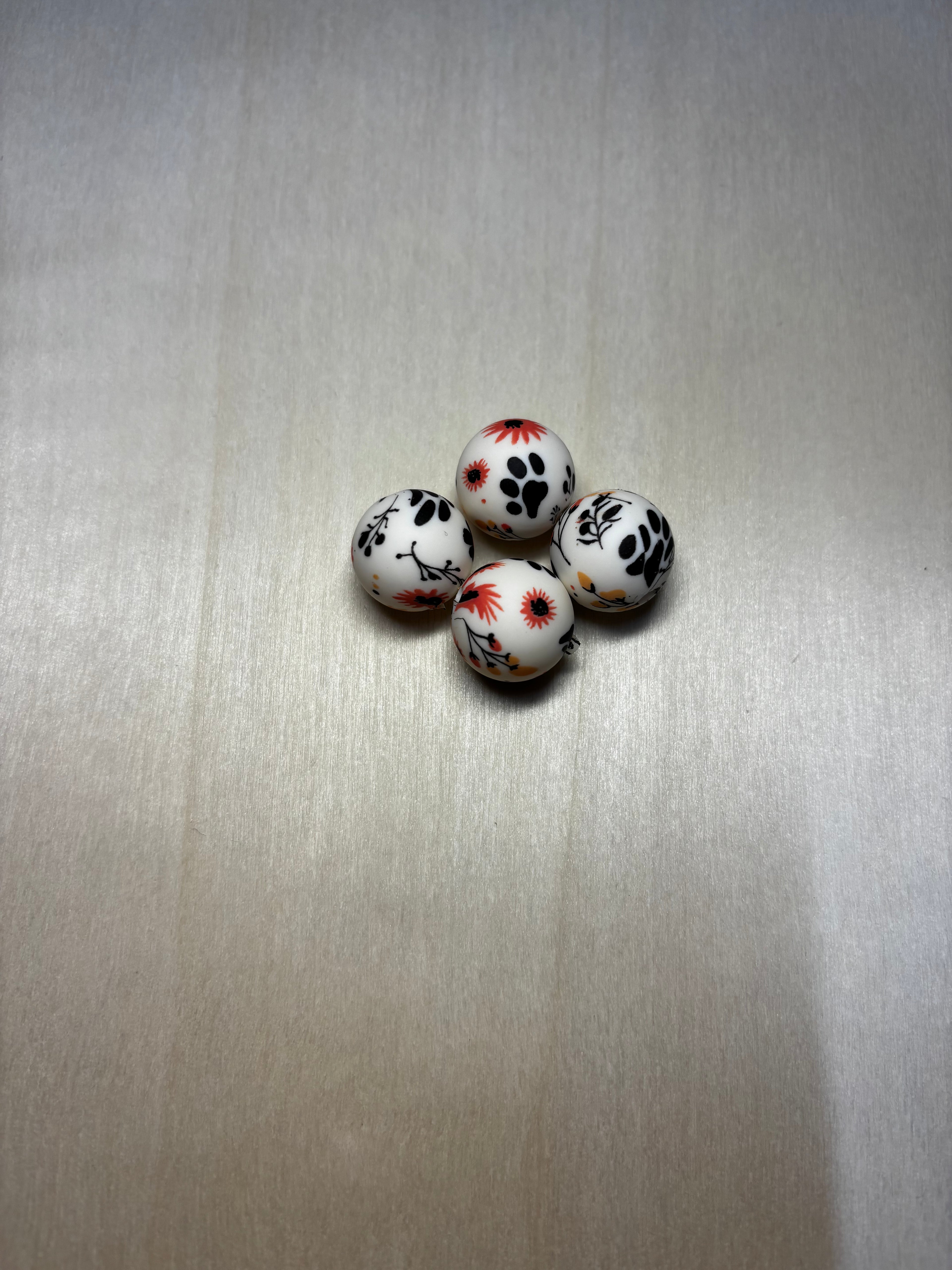 Perles pattes animaux fleuries 15 mm